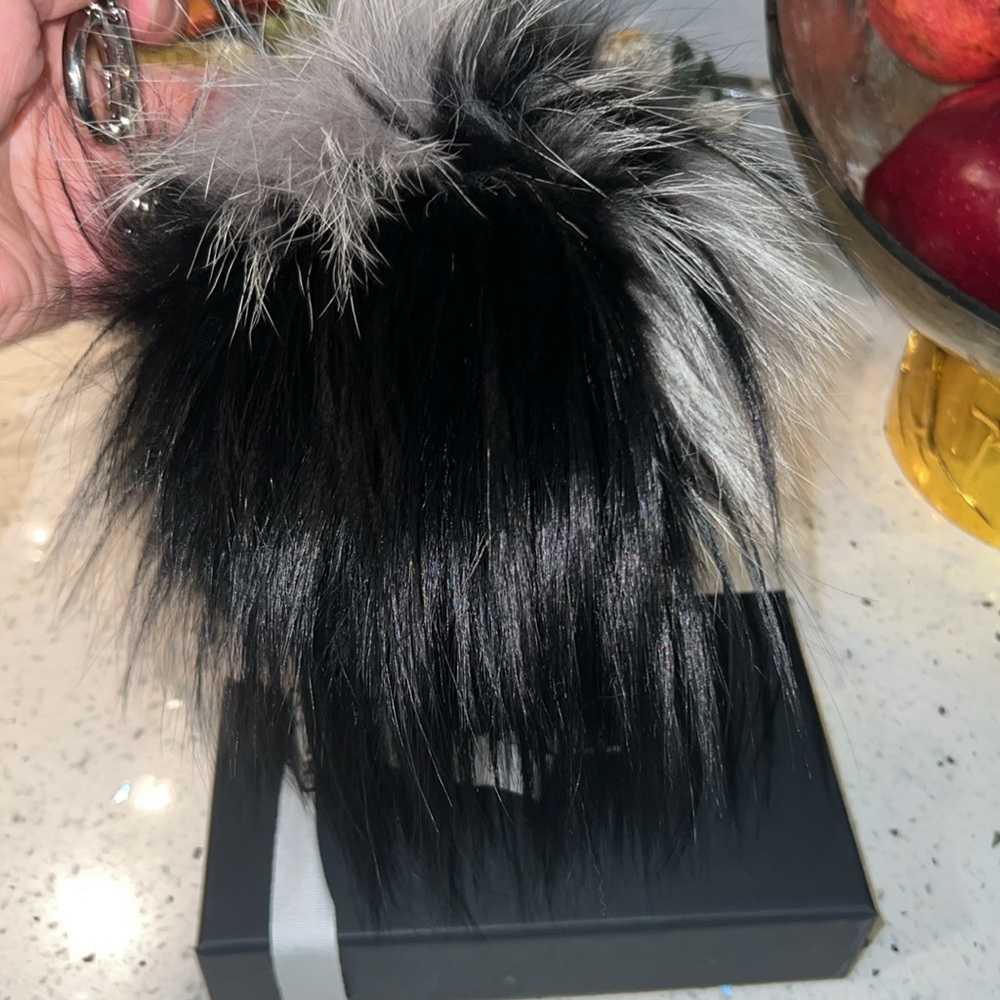 Fendi charm - Picture 2 of 2